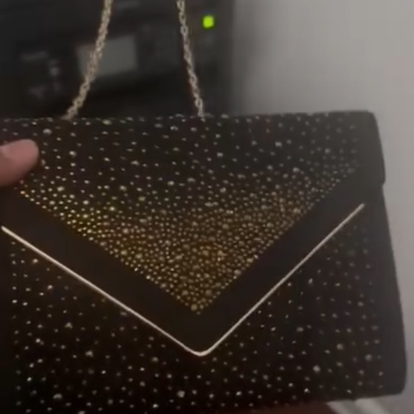 Black Velvet Crossbody Clutch - Picture 1 of 6